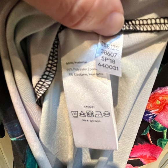 Venus sz M Midi Floral Long Sleeve Dress - Picture 11 of 11